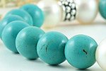 Howlite Turquoise & Pearl Bracelet